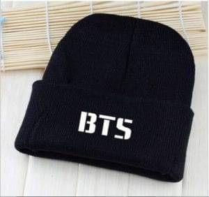 BTS Letters Cap Caps Classic logo cb5feb1b7314637725a2e7: black 