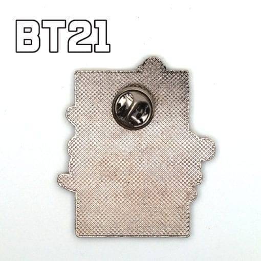 BT21 Metal Badge Pin Badges BT21 cb5feb1b7314637725a2e7: Keychain01|Necklace01|Necklace02|Pin01